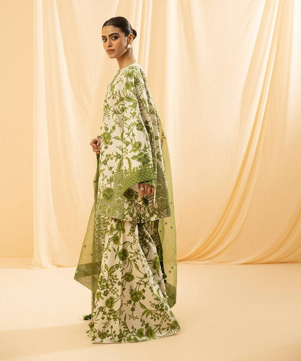 img_sapphire_lawn_23_awwal_boutique