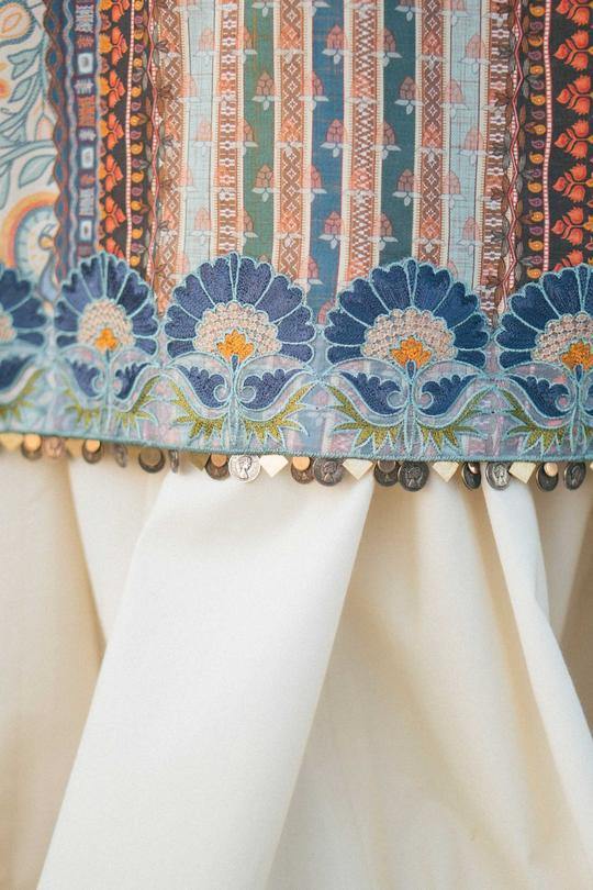 img_zara_shahjahan_lawn_garden_of_love_2020_awwal_boutique