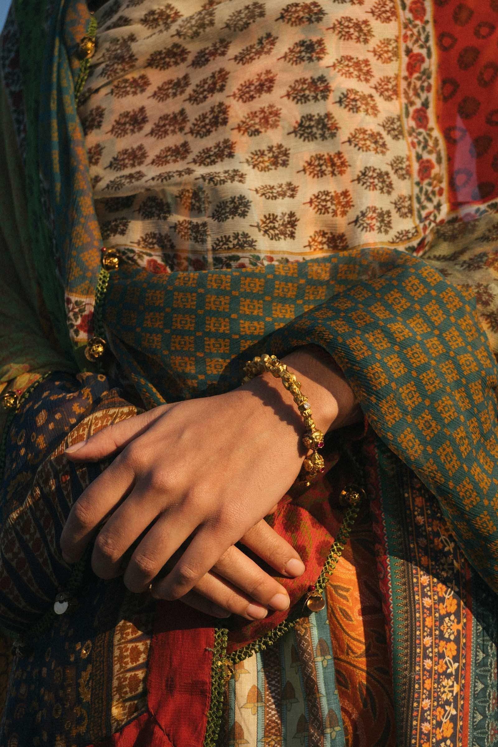 img_zara_shahjahan_lawn_garden_of_love_2020_awwal_boutique