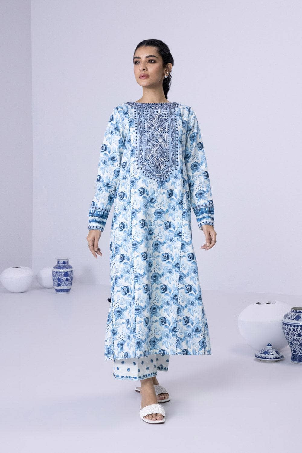 Sapphire Winter 2022/Khaddar