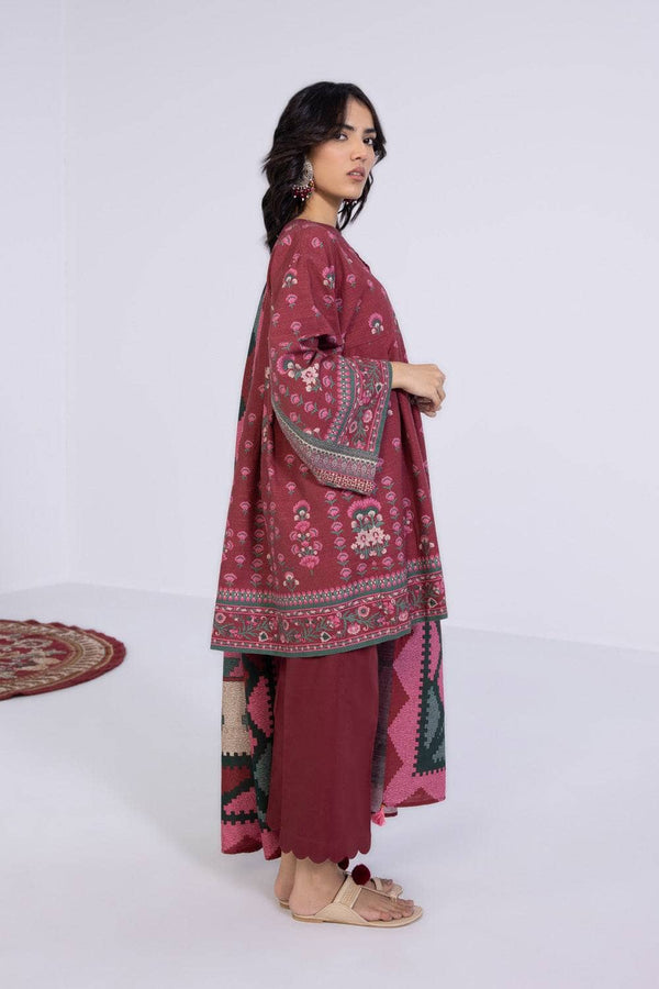 Img_sapphire_khaddar_2022_awwal_boutique