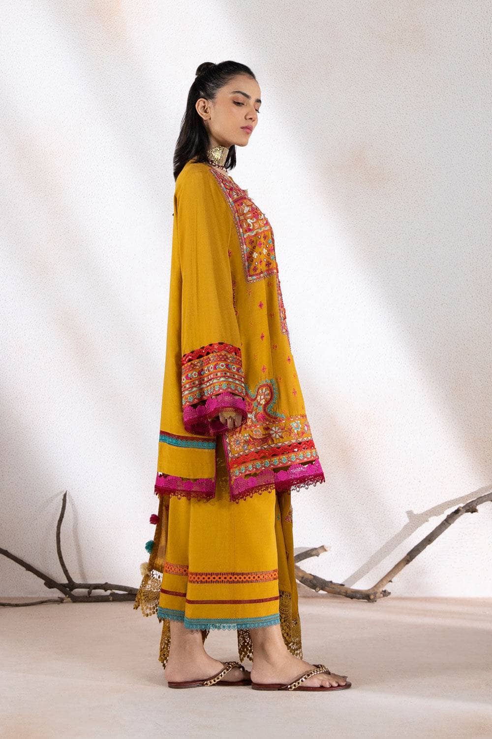 img_sappahire_winter_collection_awwal_boutique