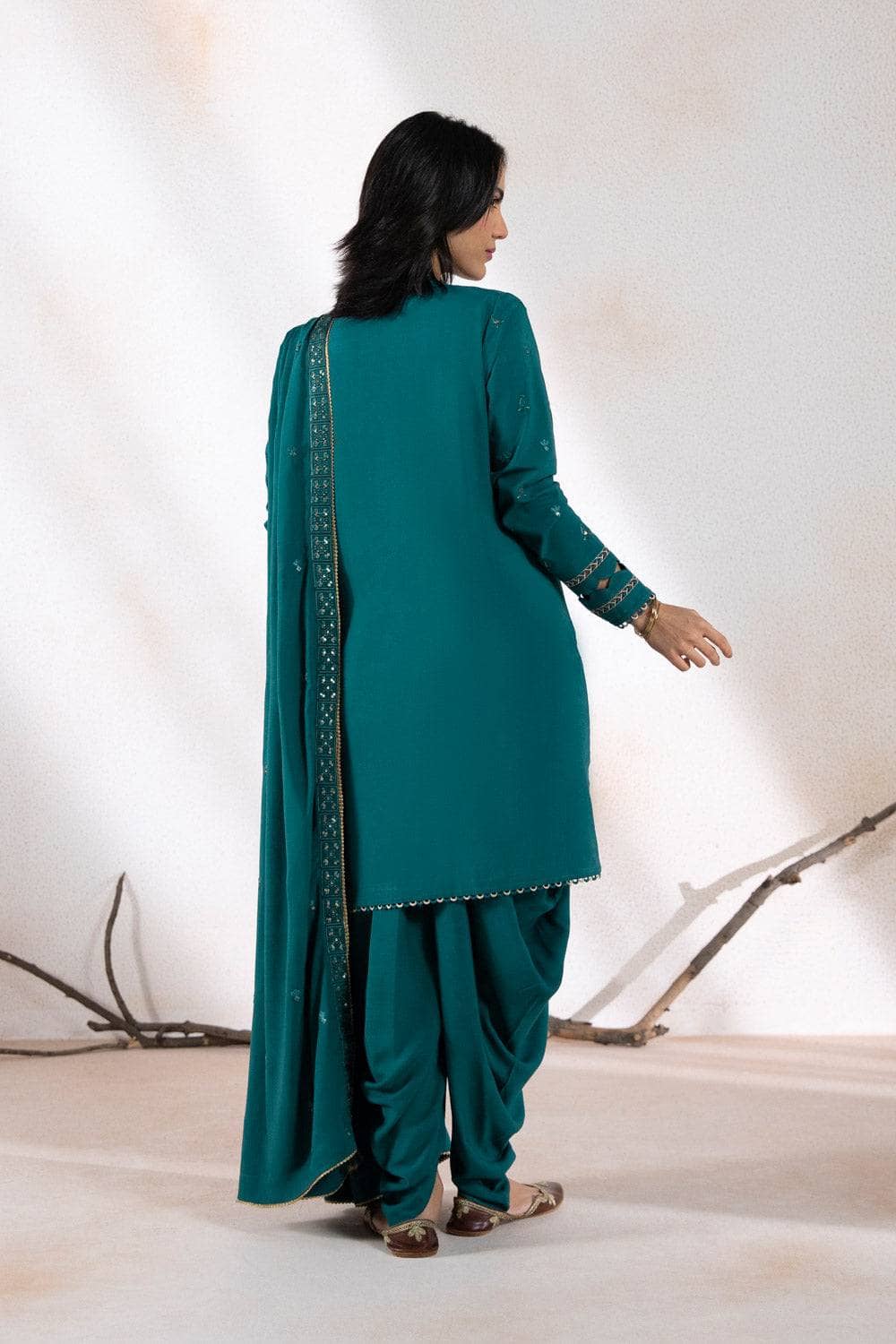 img_sappahire_winter_collection_awwal_boutique