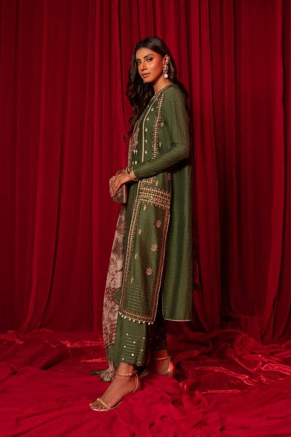 img_sapphire_silk_22_awwal_boutique