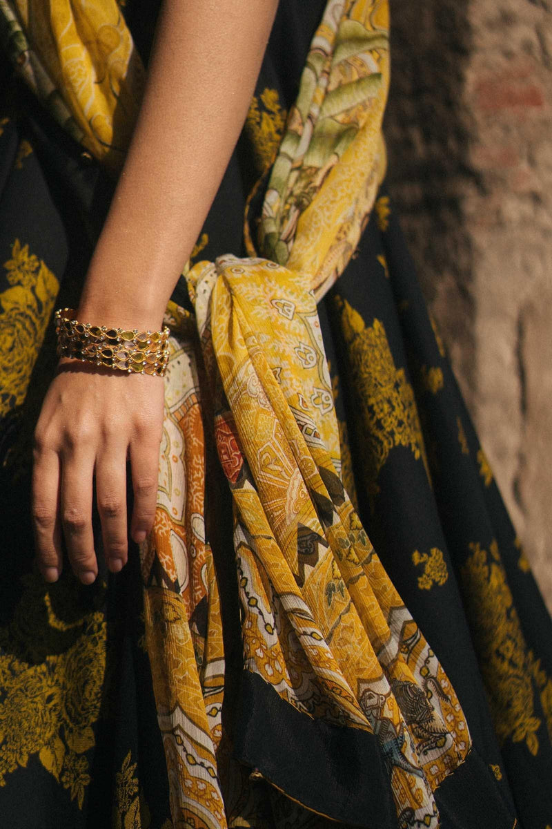 img_zara_shahjahan_lawn_garden_of_love_2020_awwal_boutique