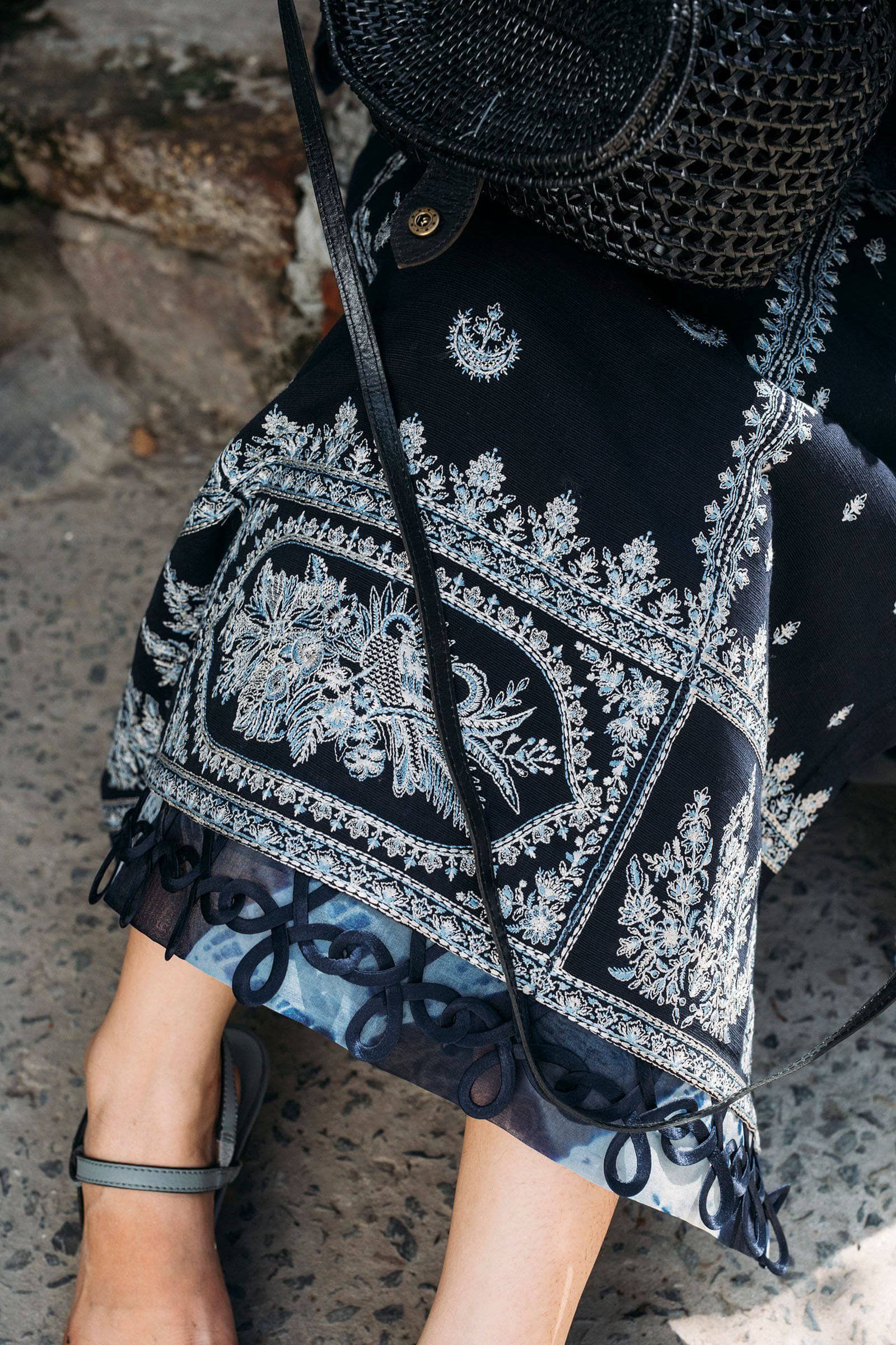 img_zaha_humrahi_winter_collection_awwal_boutique