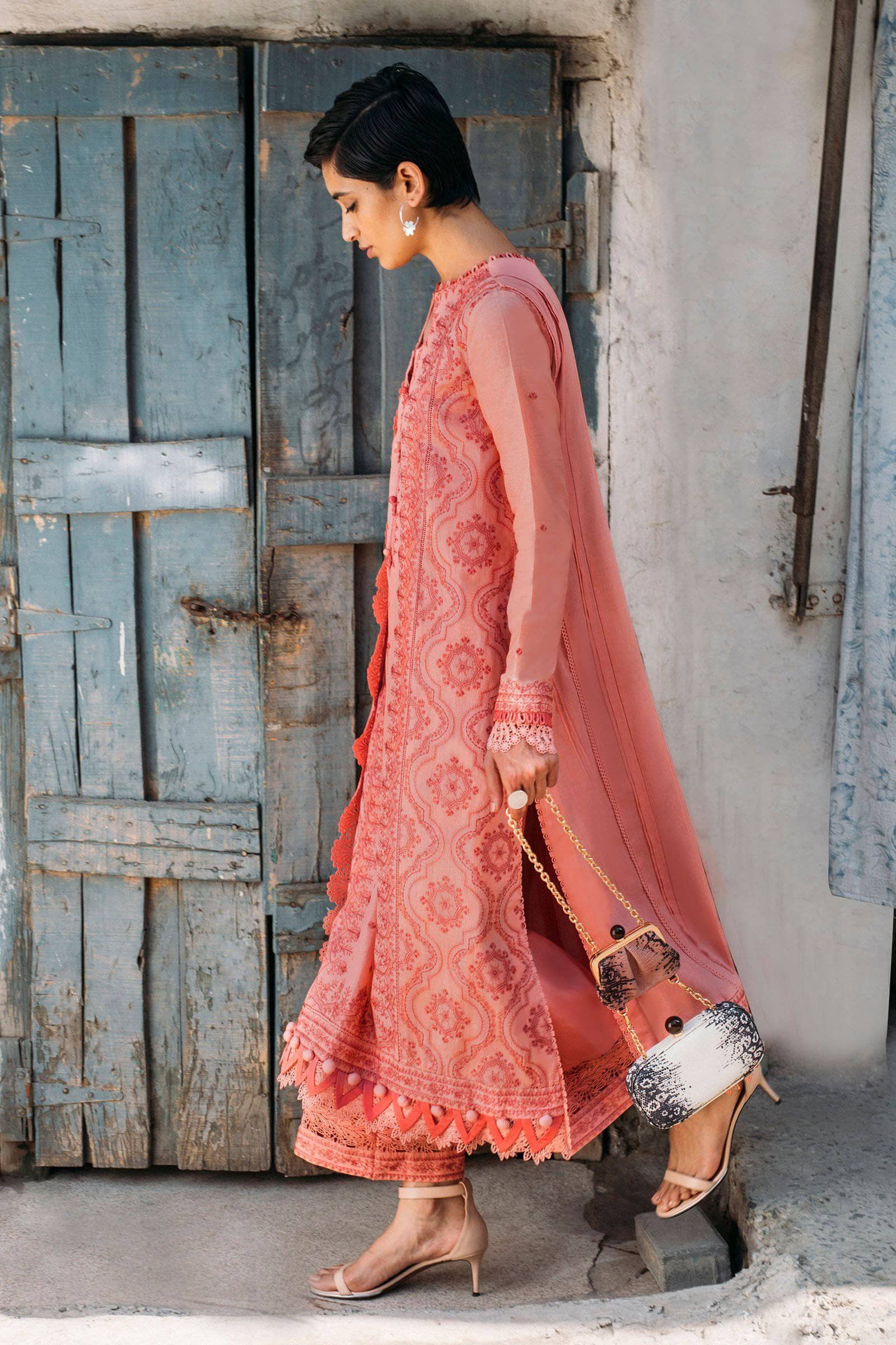 img_zaha_humrahi_winter_collection_awwal_boutique