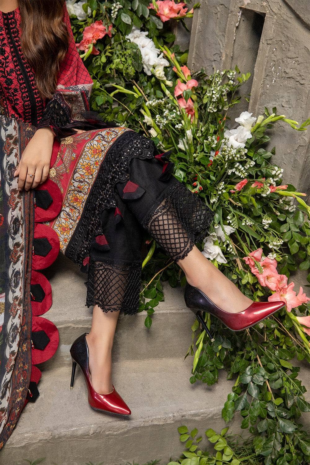 Img_azure_lawn_22_awwal_boutique