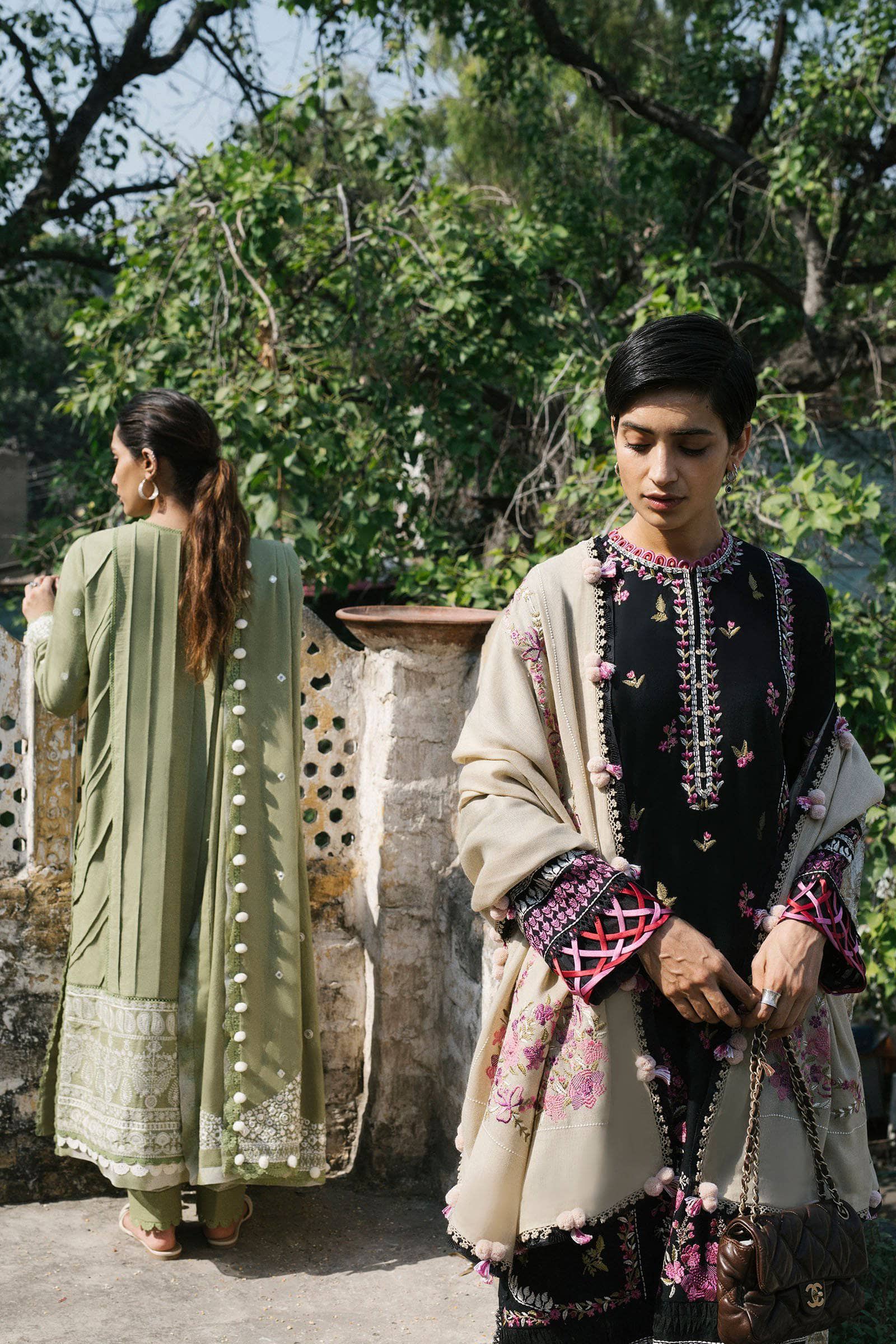 img_zaha_humrahi_winter_collection_awwal_boutique