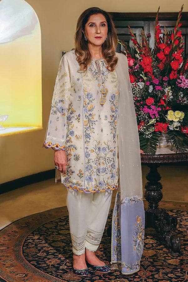 img_elan_lawn_22_awwal_boutique