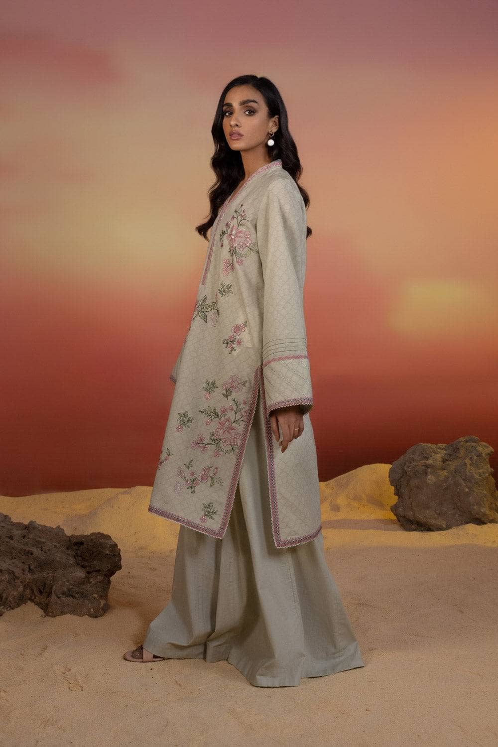 img_sapphire_lawn_22_awwal_boutique