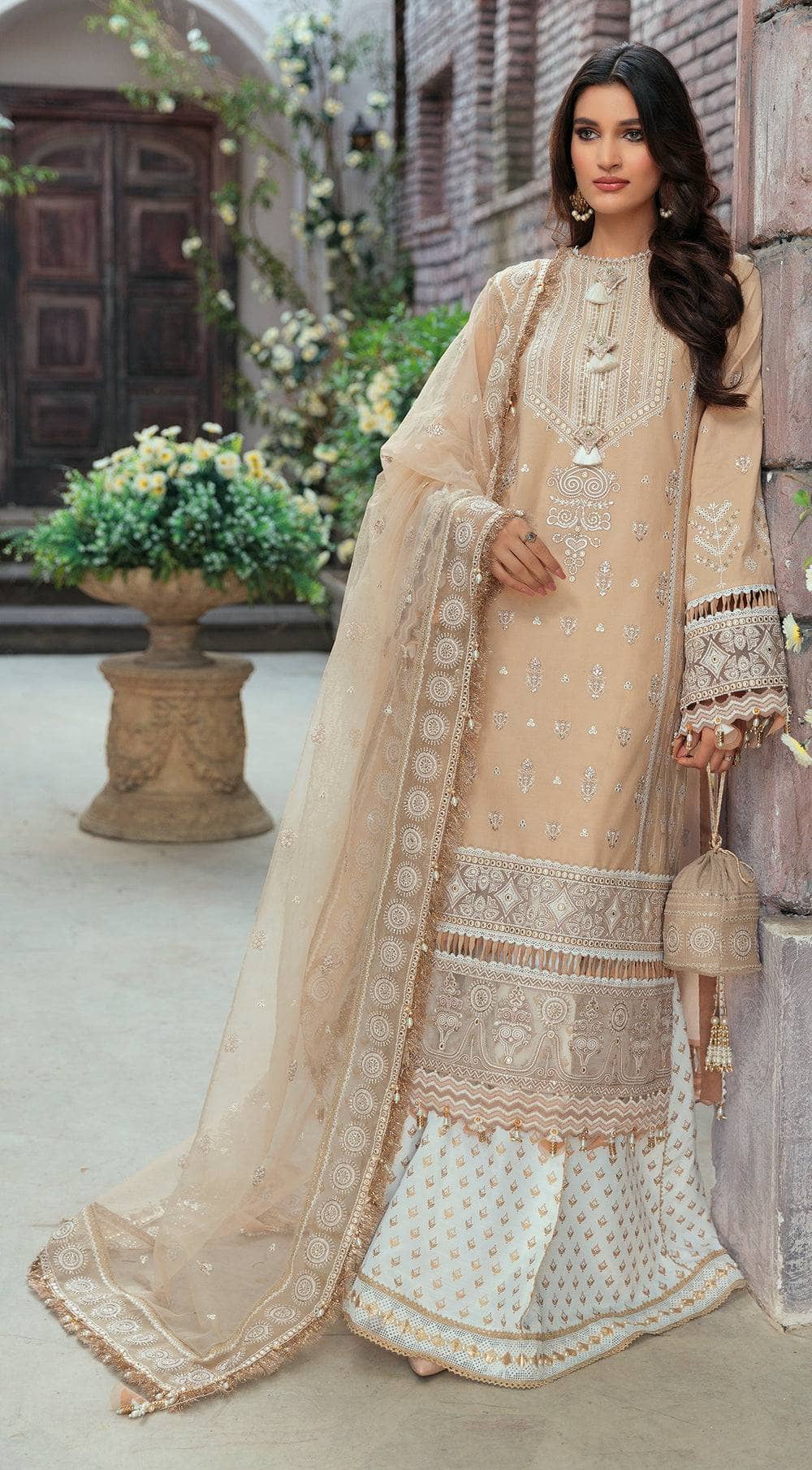 img_anaya_chikankari_lawn_awwal_boutique