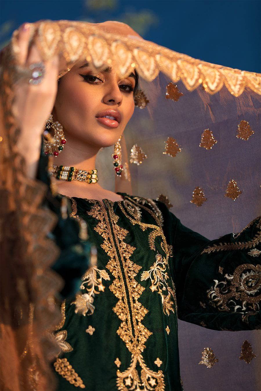 img_emaan_adeel_velvet_awwal_boutique