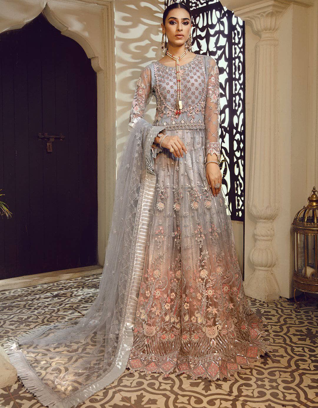 img_emaan_adeel_belle_robe_wedding_edition_awwal_boutique