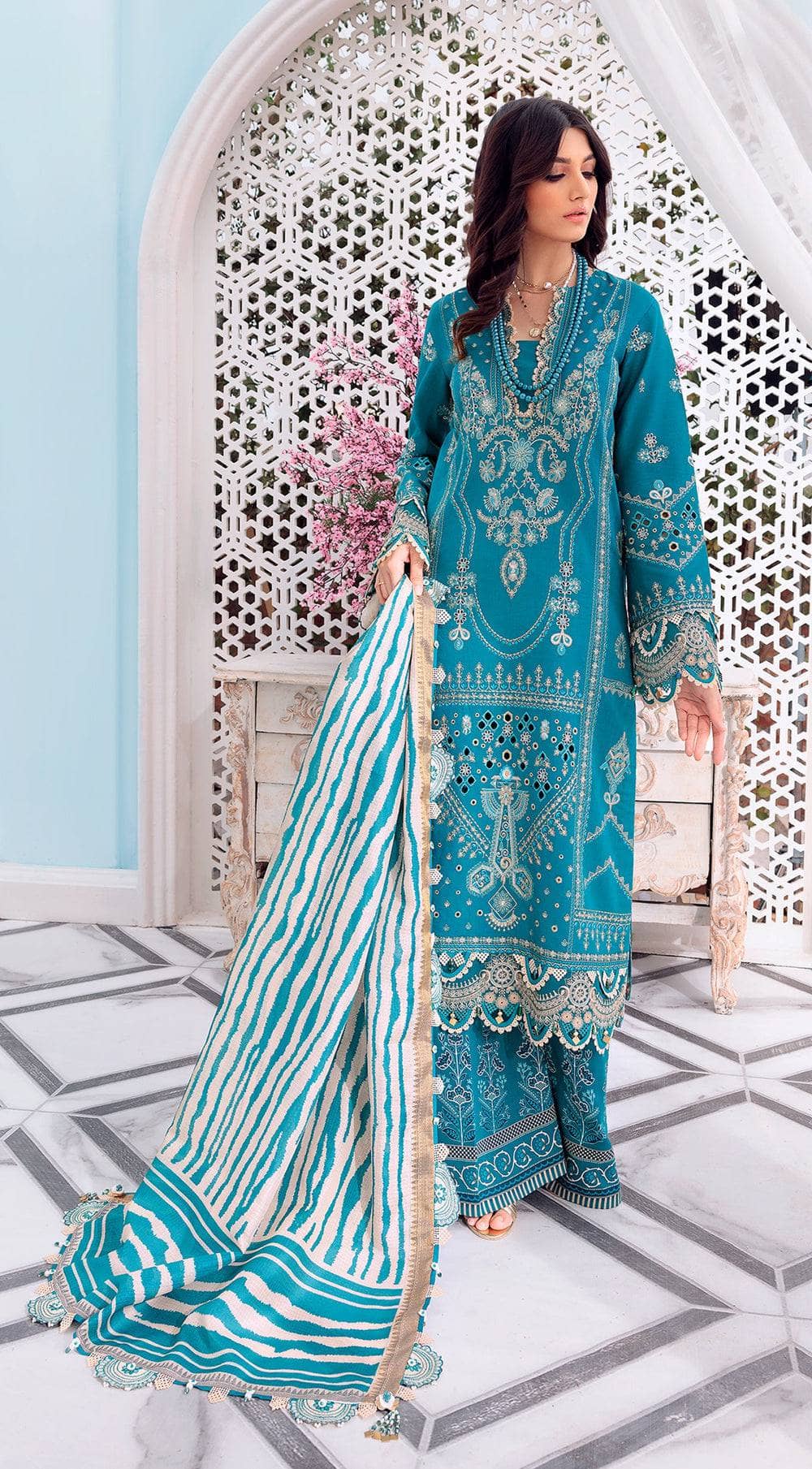 img_anaya_lawn_22_awwal_boutique
