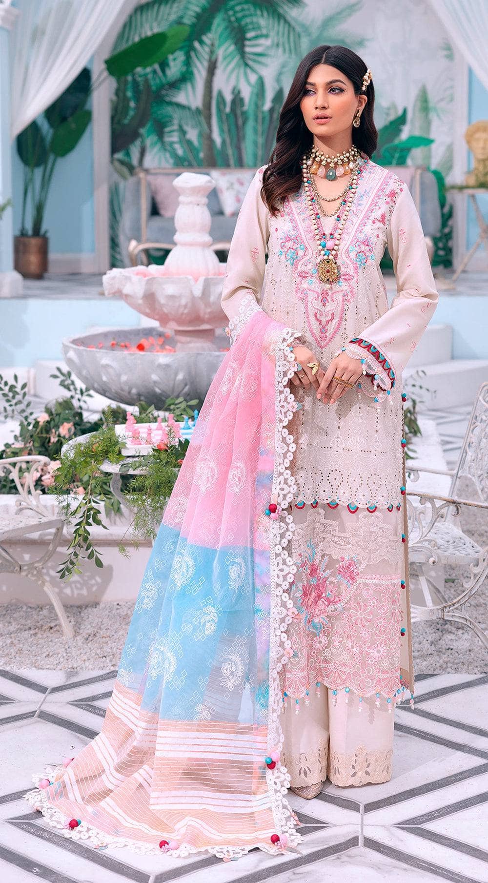 img_anaya_lawn_22_awwal_boutique