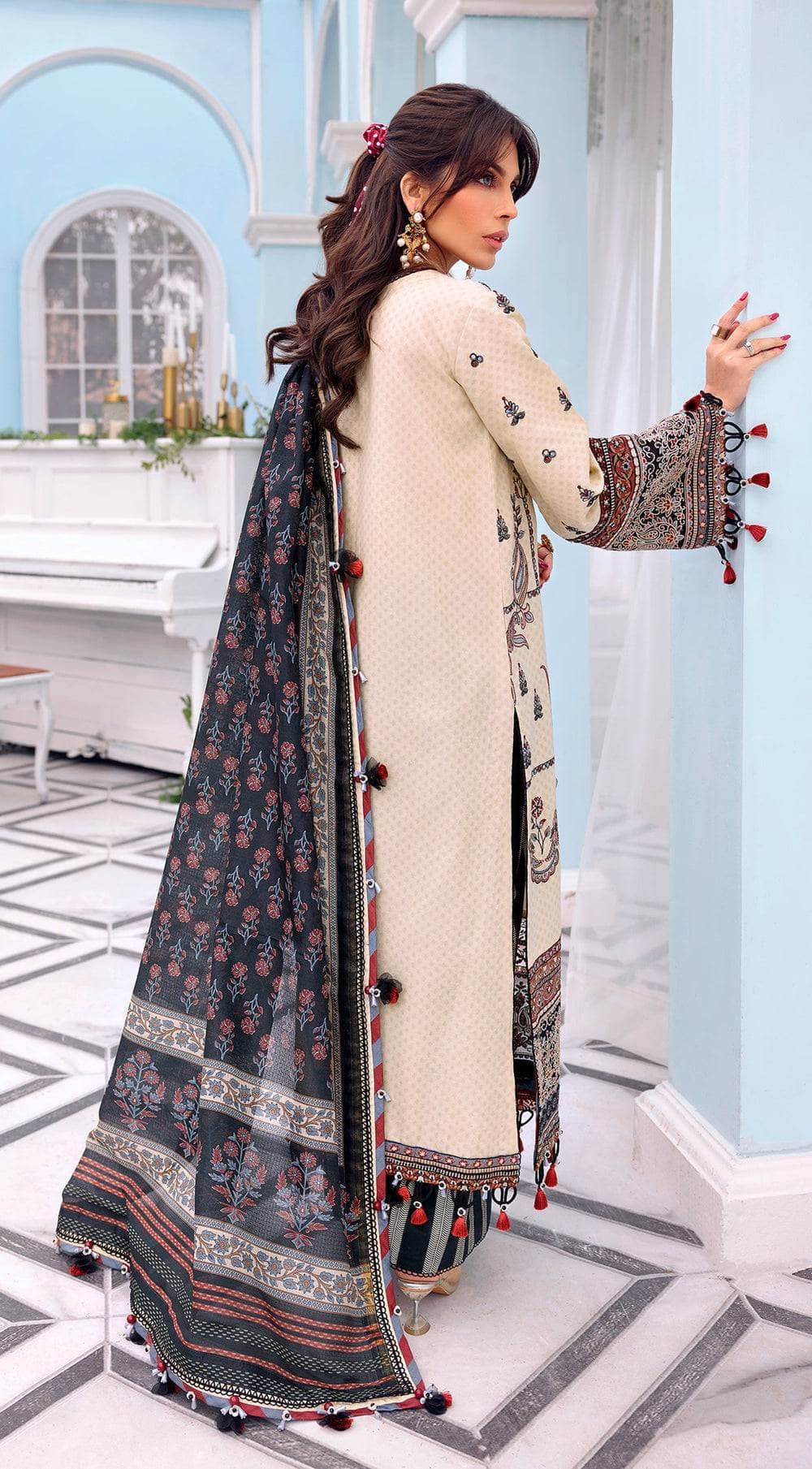 img_anaya_lawn_22_awwal_boutique