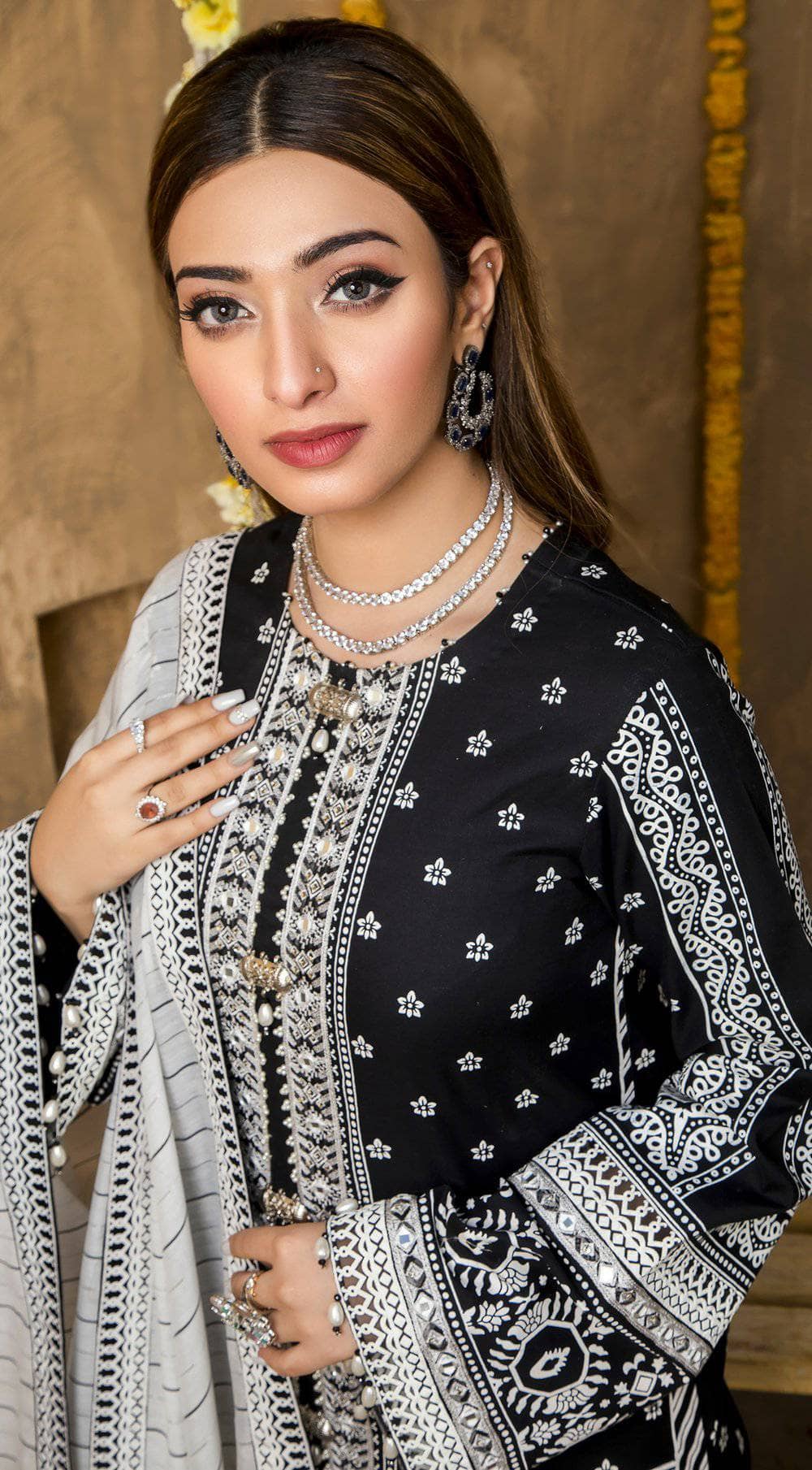 img_anaya_viva_lawn_2021_awwal_boutique