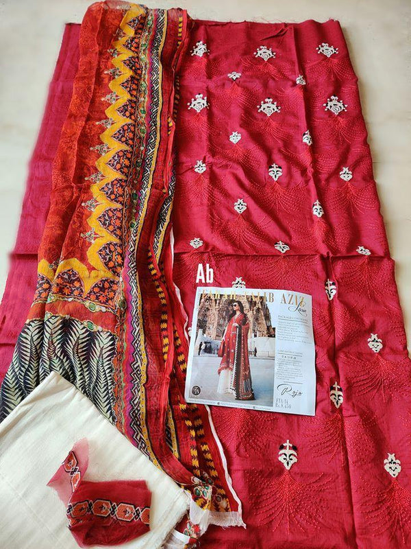 img_open_pics_farah_talib_aziz_lawn_awwal_boutique