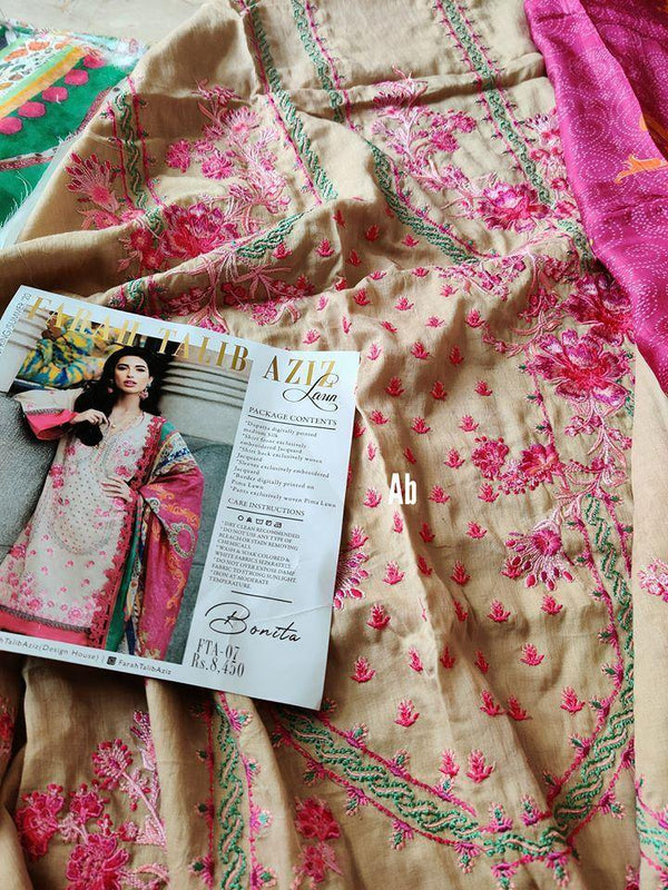 img_open_pics_farah_talib_aziz_lawn_awwal_boutique