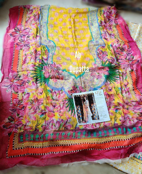 img_open_pic_farah_talib_aziz_lawn_awwal_boutique