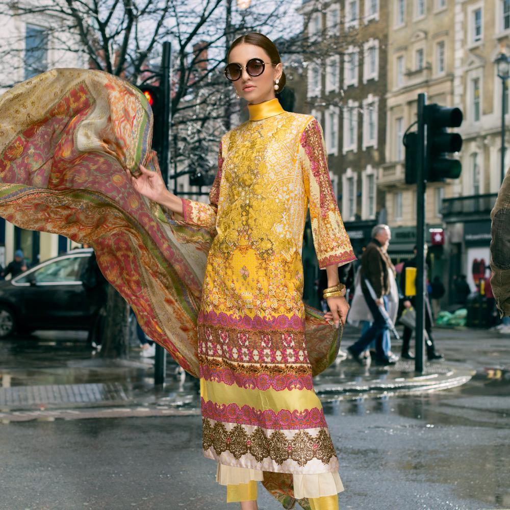 img_honey_waqar_lawn_collection_sale_awwal_boutique