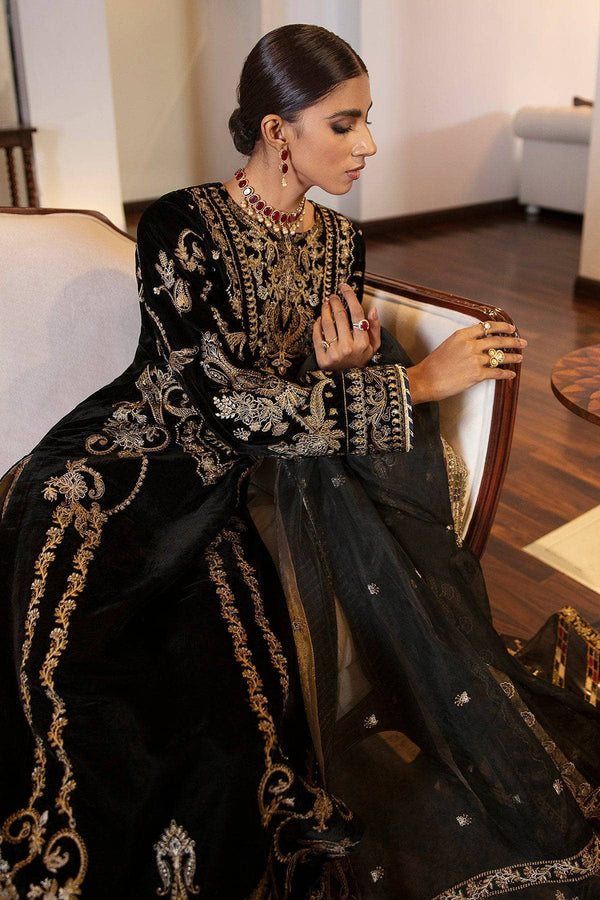 img_baroque_velvet_awwal_boutique