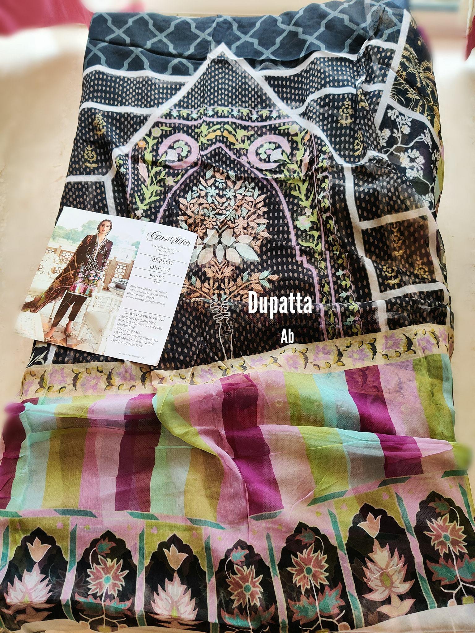 img_cross_stitch_sheesh_mahal_lawn_awwal_boutique