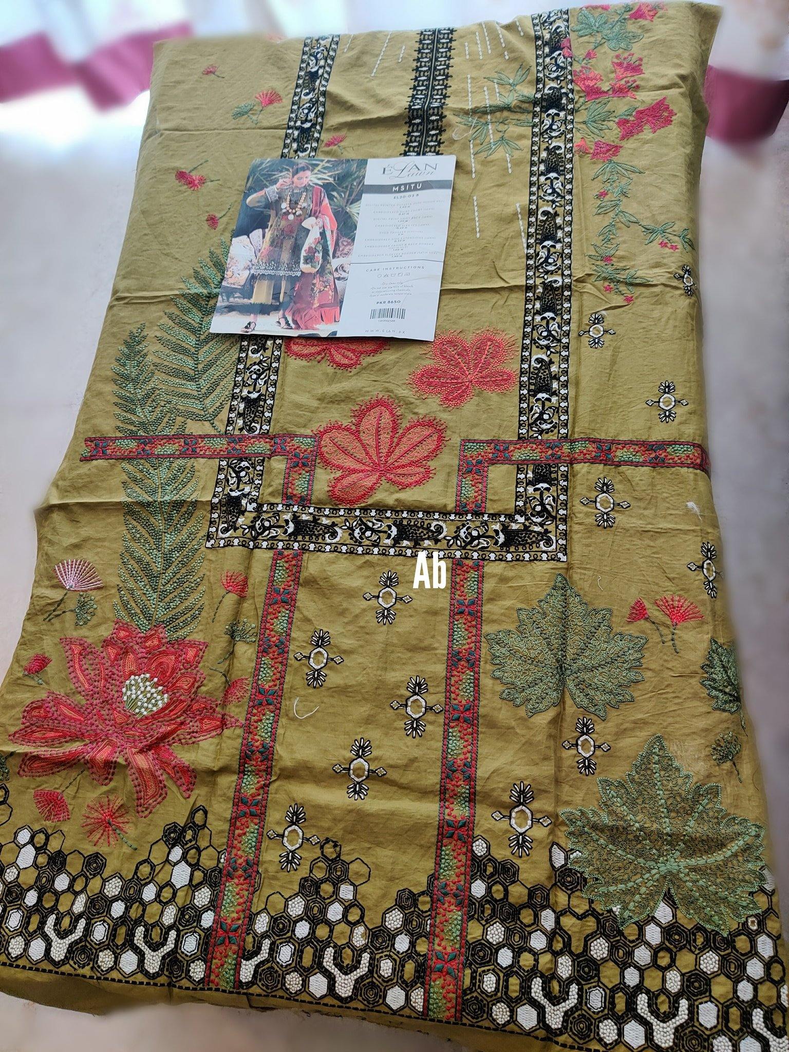 img_elan_lawn_open_pics_awwal_boutique