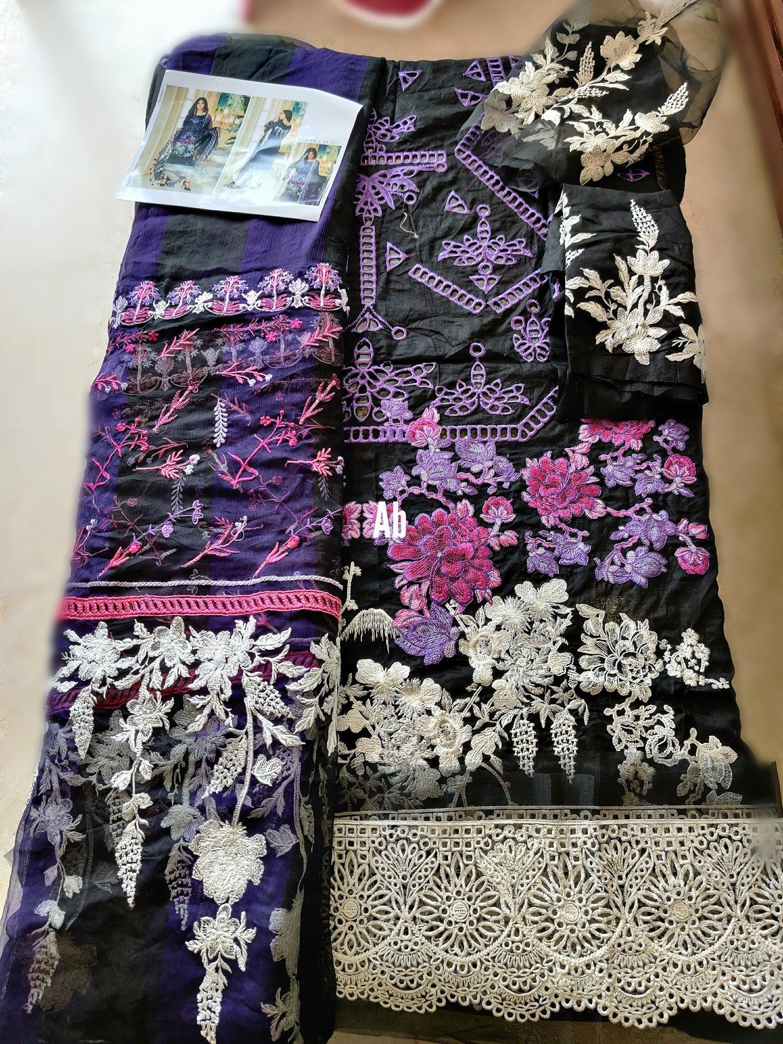 img_open_pics_charizma_festive_lawn_awwal_boutique