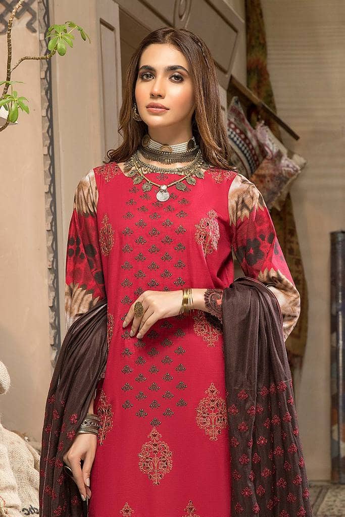 img_charizma_naranji_winter_21_awwal_boutique