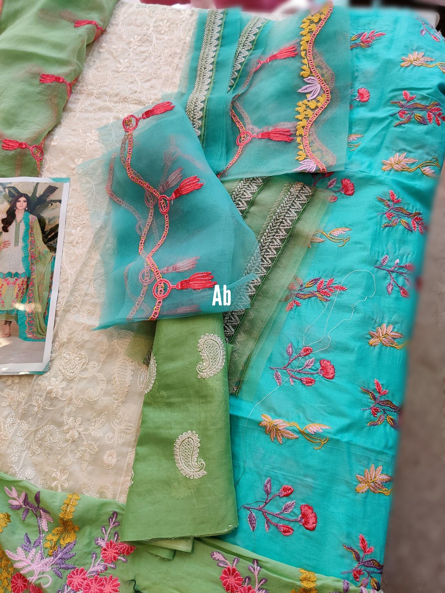 img_open_pics_charizma_festive_lawn_awwal_boutique