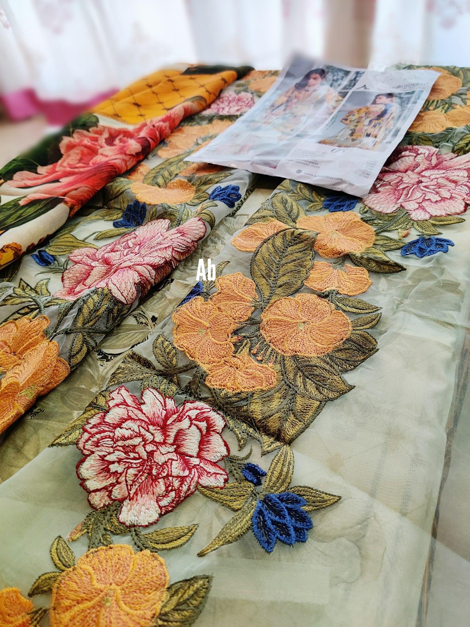 img_adans_libas_summer_tales_lawn_awwal_boutique