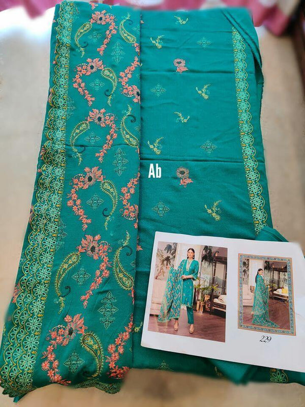 img_khoobseerat_by_shaista_open_pics_awwal_boutique