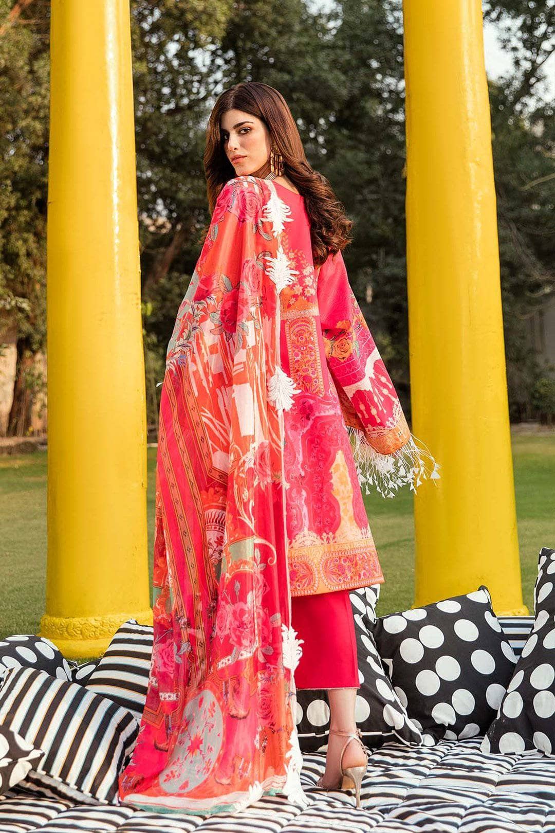 img_so_kamal_luxury_lawn_2021_awwal_boutique