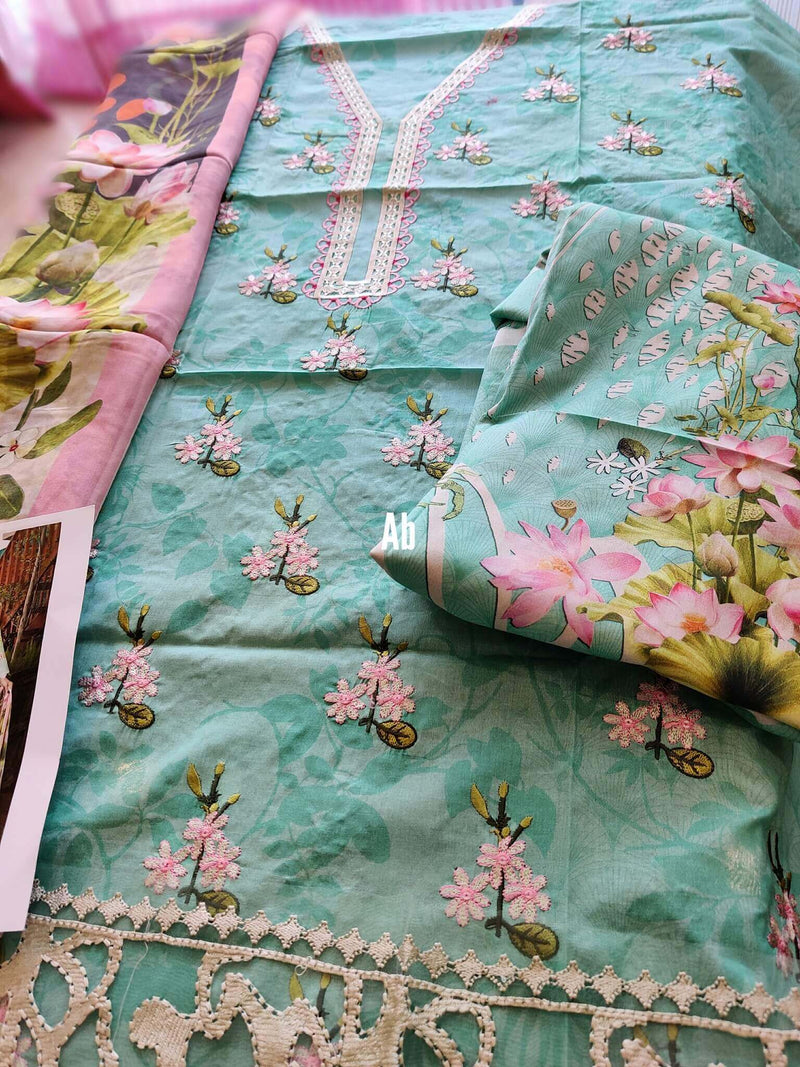 img_open_pics_raabi_luxury_lawn_awwal_boutique