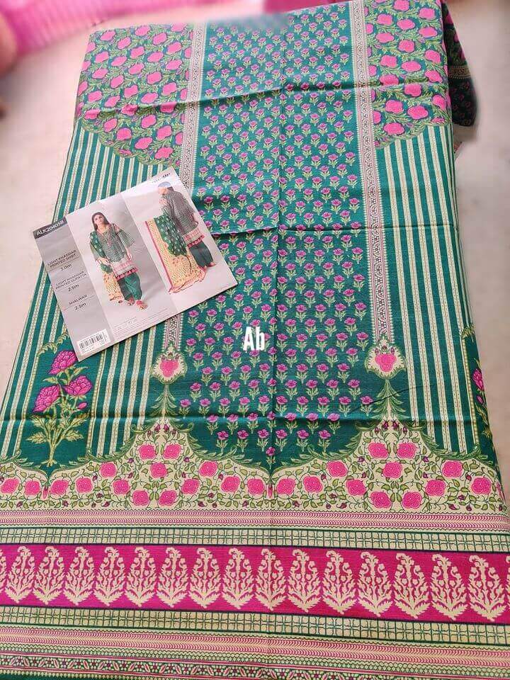 img_open pics_khaadi_awwal_boutique