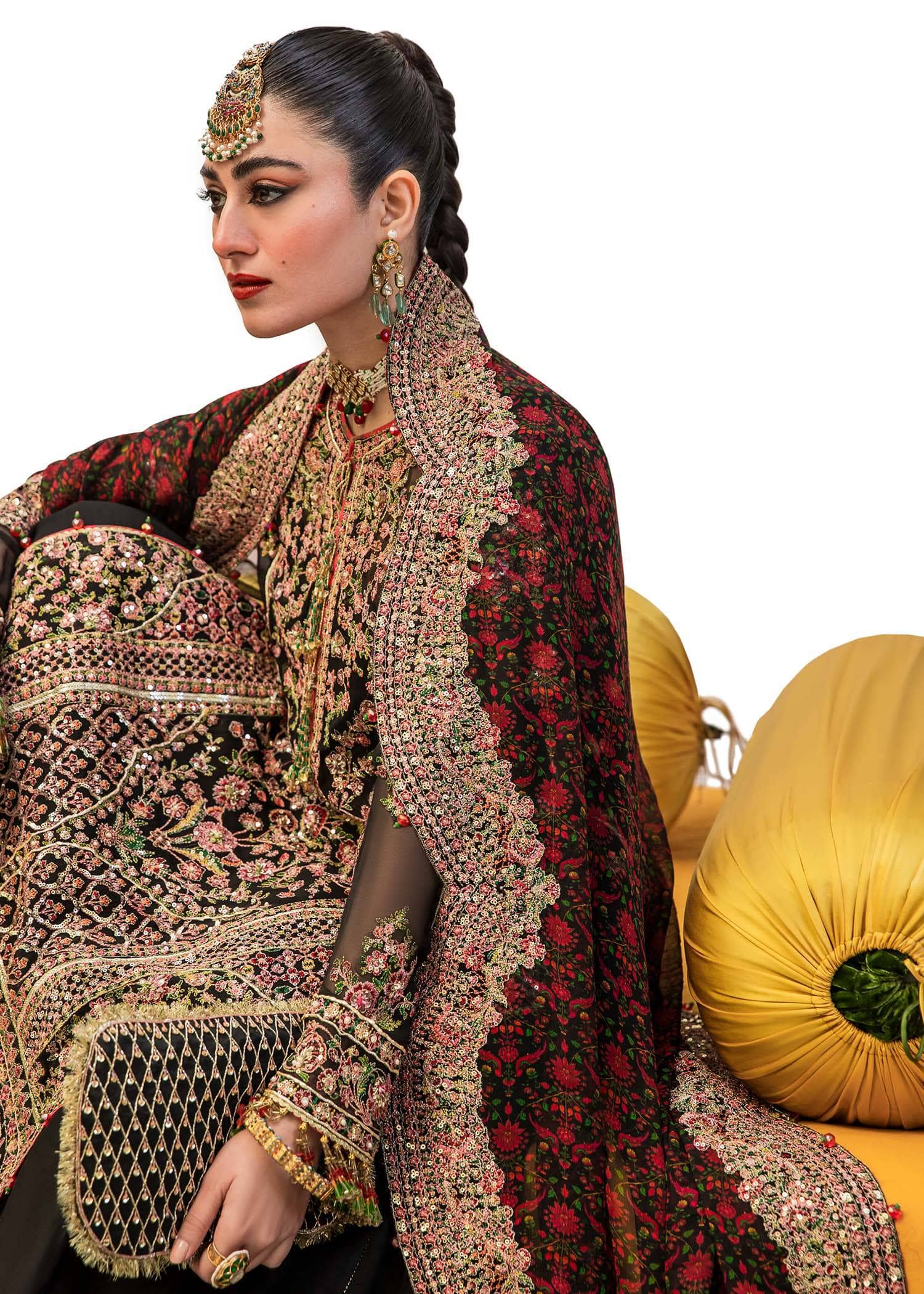 img_tammam_by_hussain_rehar_awwal_boutique