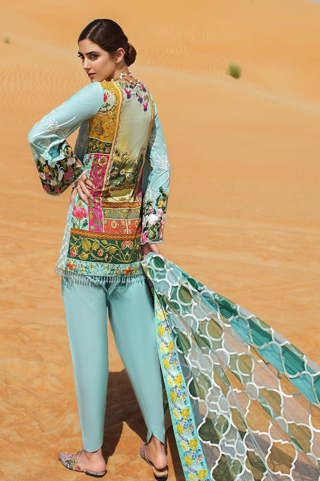 img_crimson_luxe_lawn_awwal_boutique