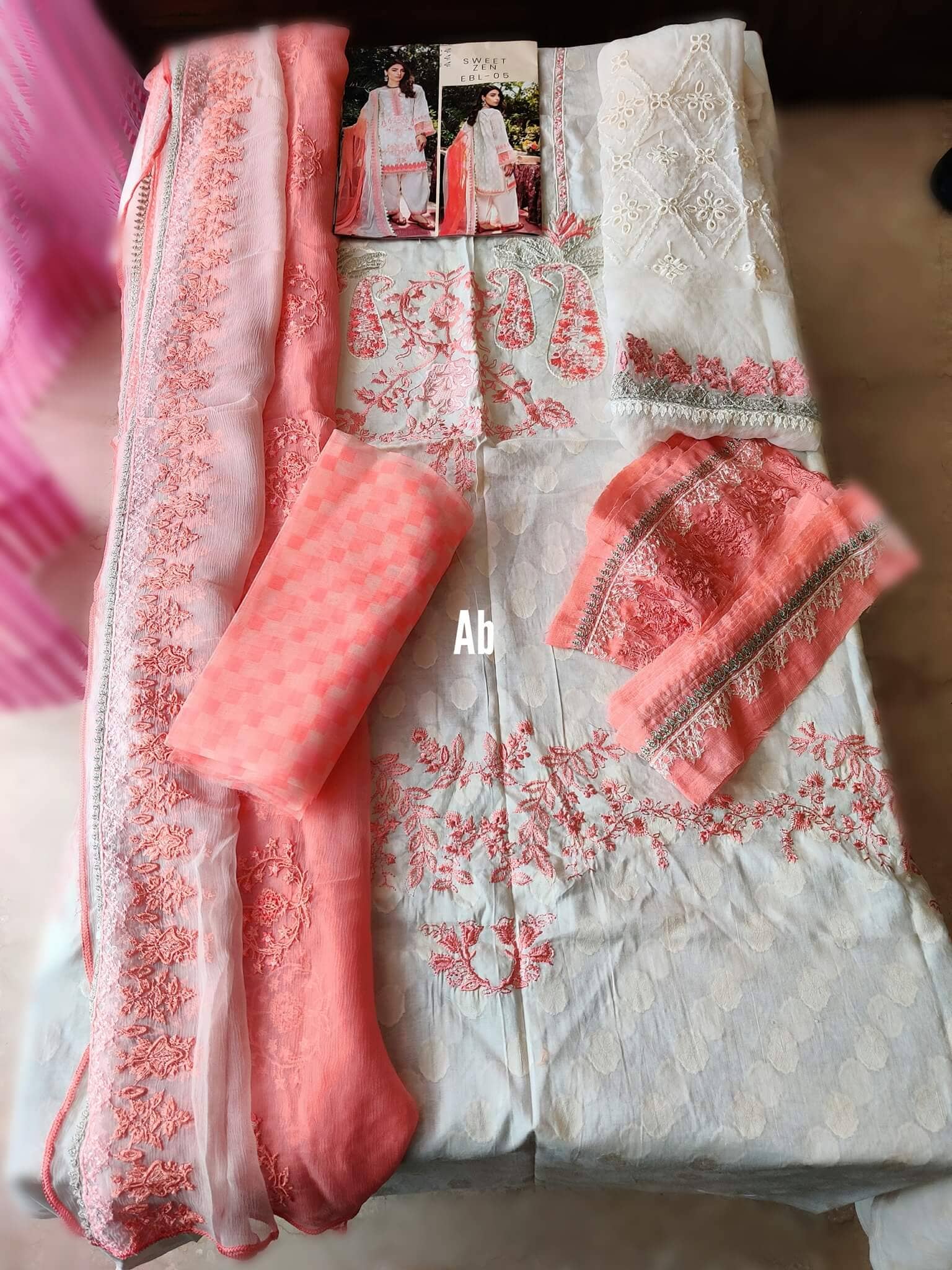 img_open_pics_charizma_festive_lawn_awwal_boutique