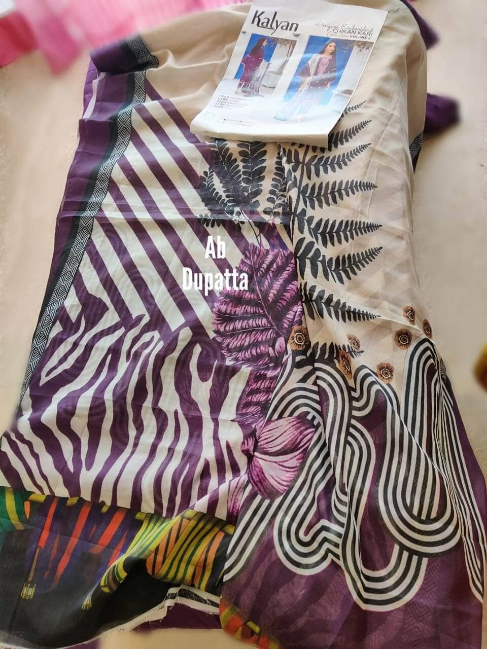 img_open_pics_kalyan_lawn_awwal_boutique