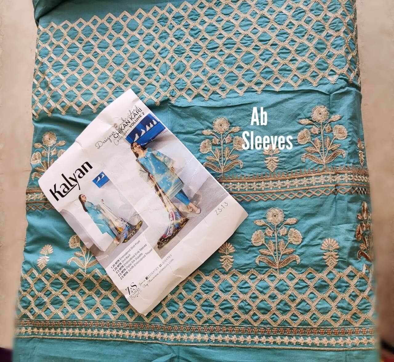 img_open_pics_kalyan_lawn_awwal_boutique