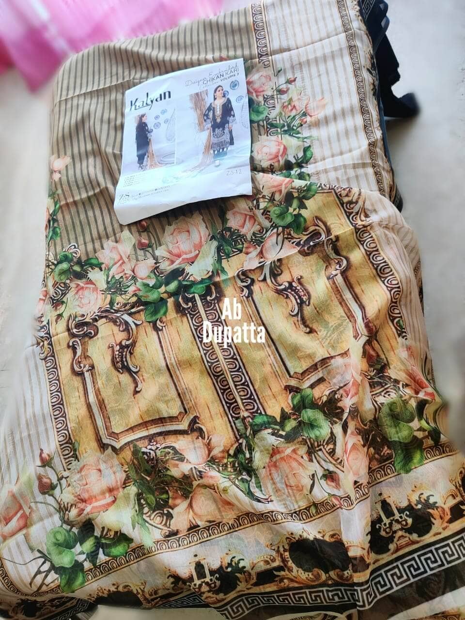 img_open_pics_kalyan_lawn_awwal_boutique