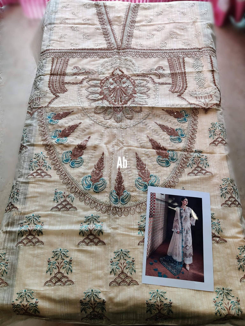 img_open_pics_charizma_festive_lawn_awwal_boutique