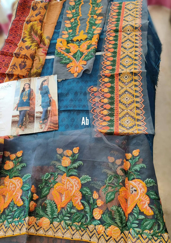 img_iznik_chinon_lawn_collection_awwal_boutique