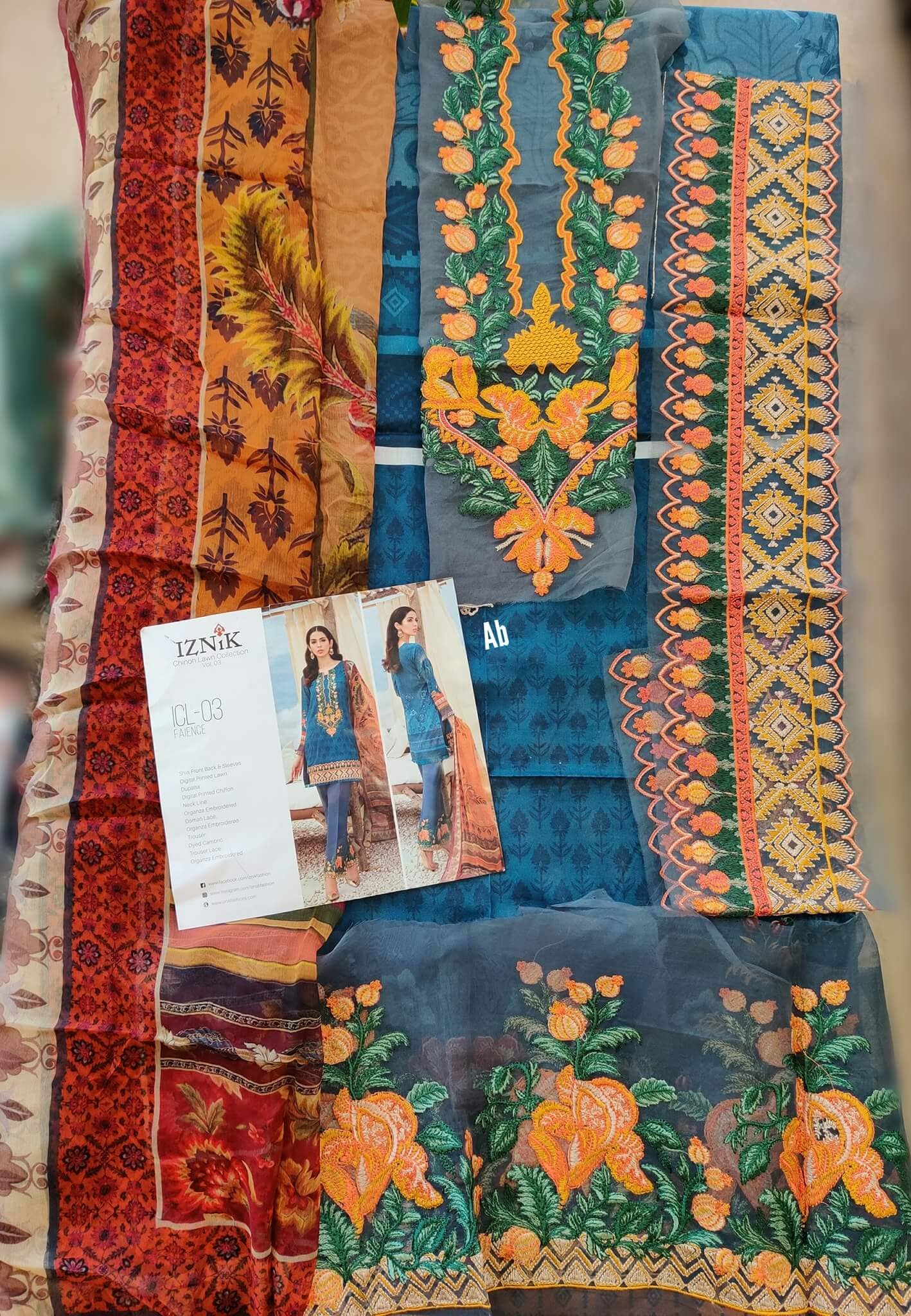 img_iznik_chinon_lawn_collection_awwal_boutique