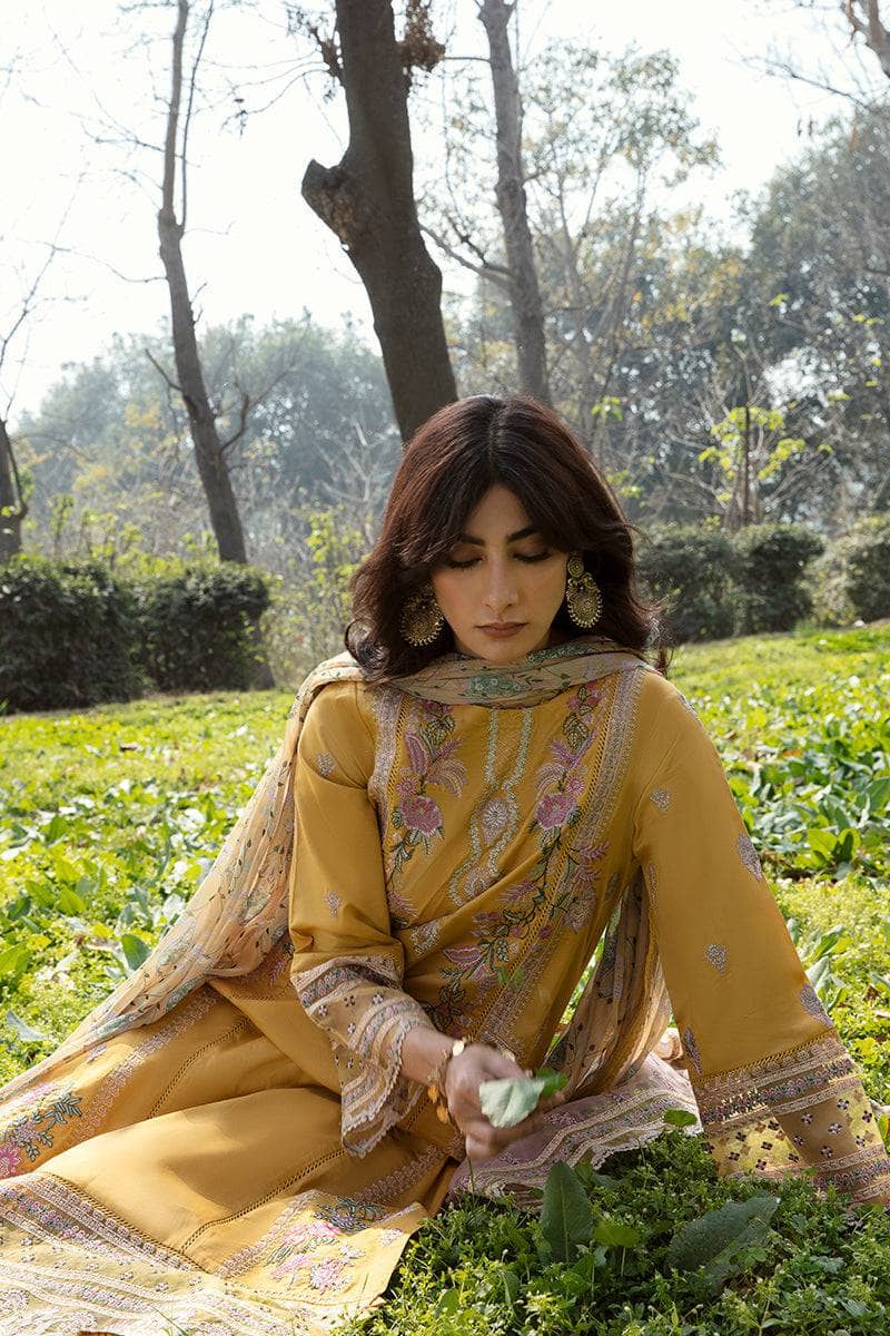 img_qalamkar_q_line_lawn_23_awwal_boutique