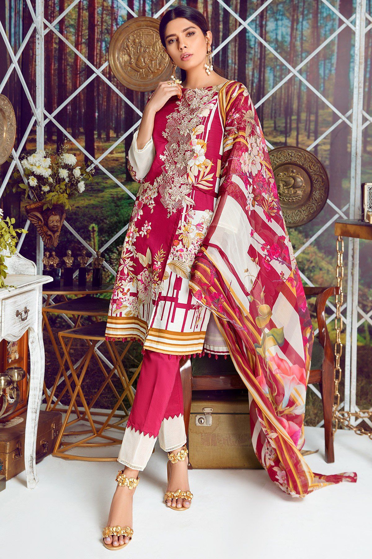 img_gul_ahmed_festive_lawn_collection_awwal_boutique