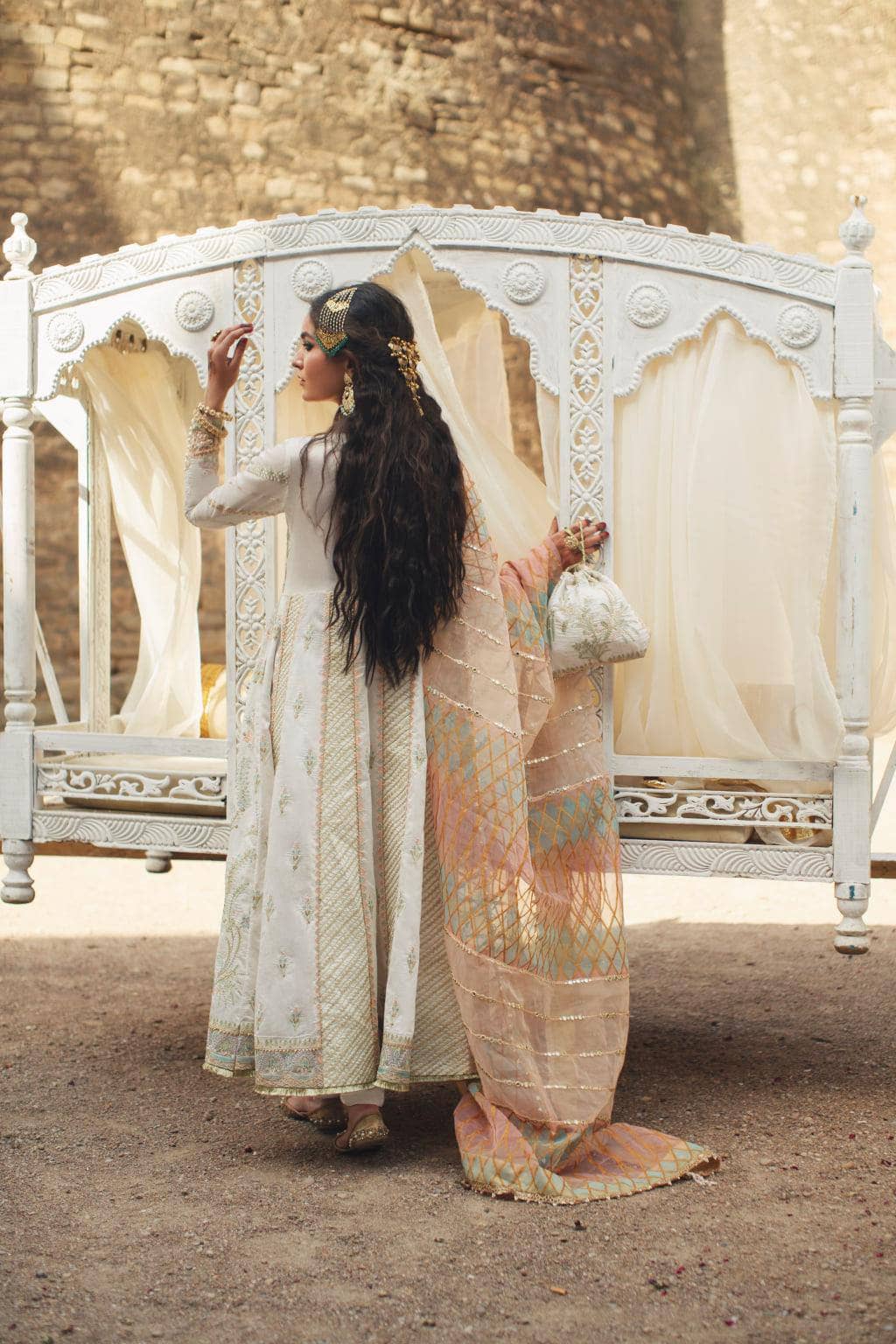 img_qalamkar_festive_formals_awwal_boutique