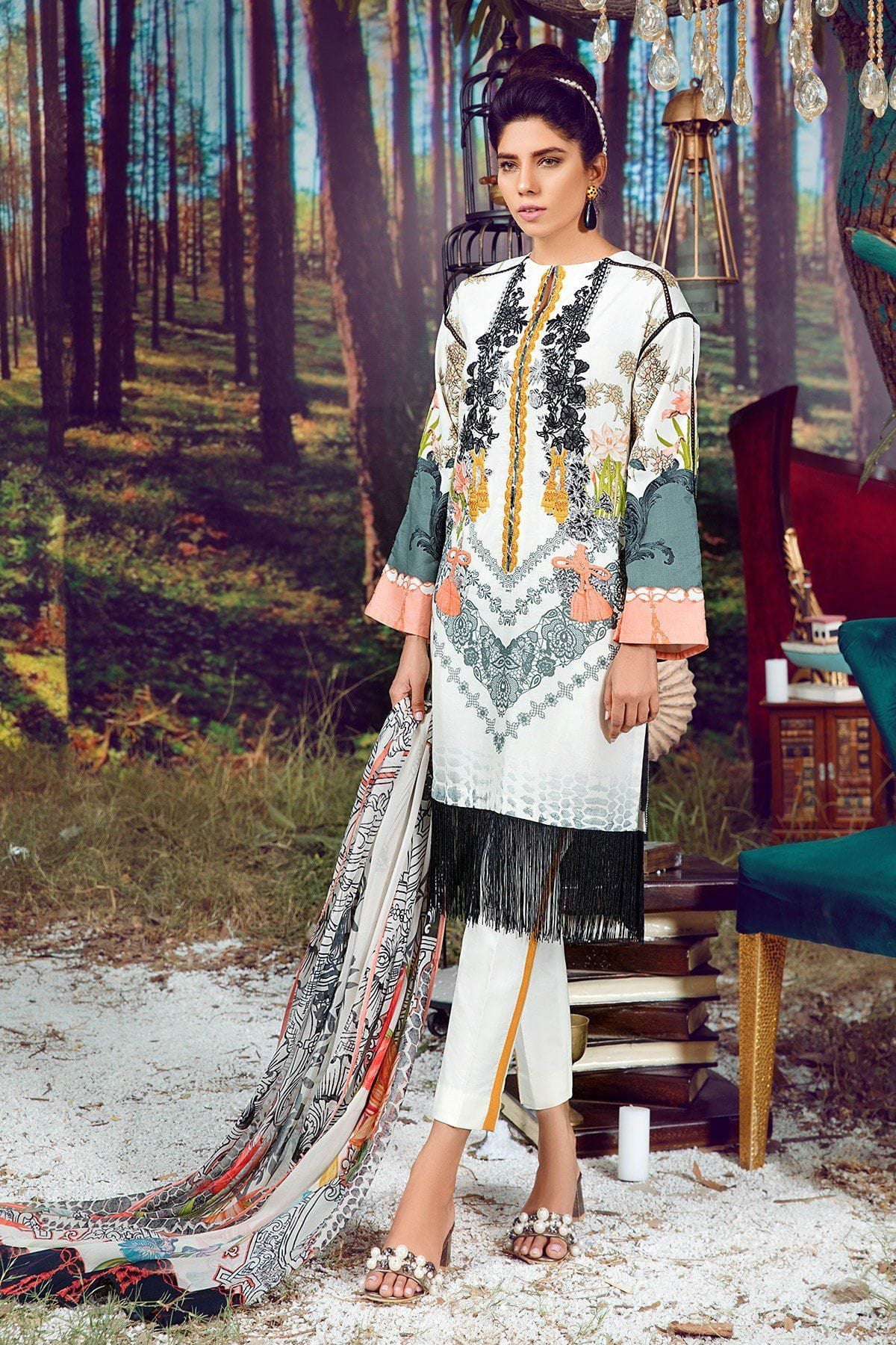 img_gul_ahmed_festive_lawn_collection_awwal_boutique